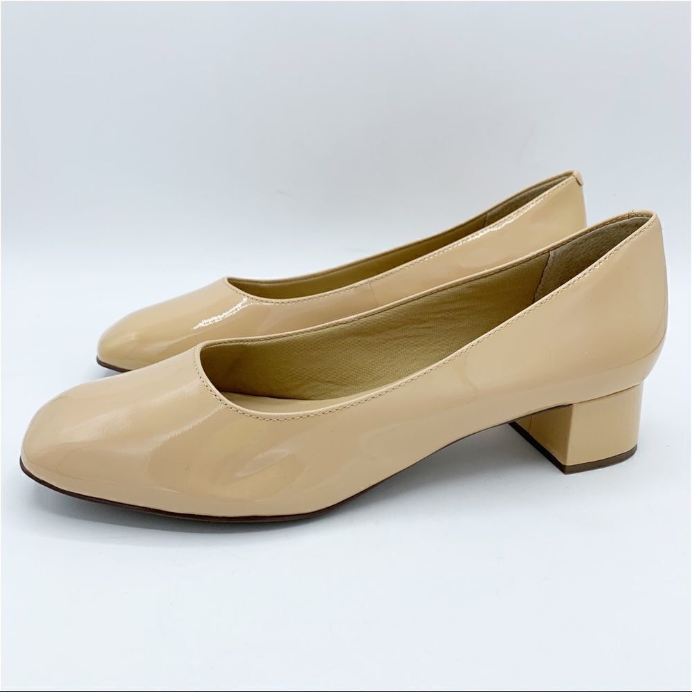 Trotters Tan Patent Leather Chunky Low‎ Heel Women’s  Pumps 9 Narrow Square Toe